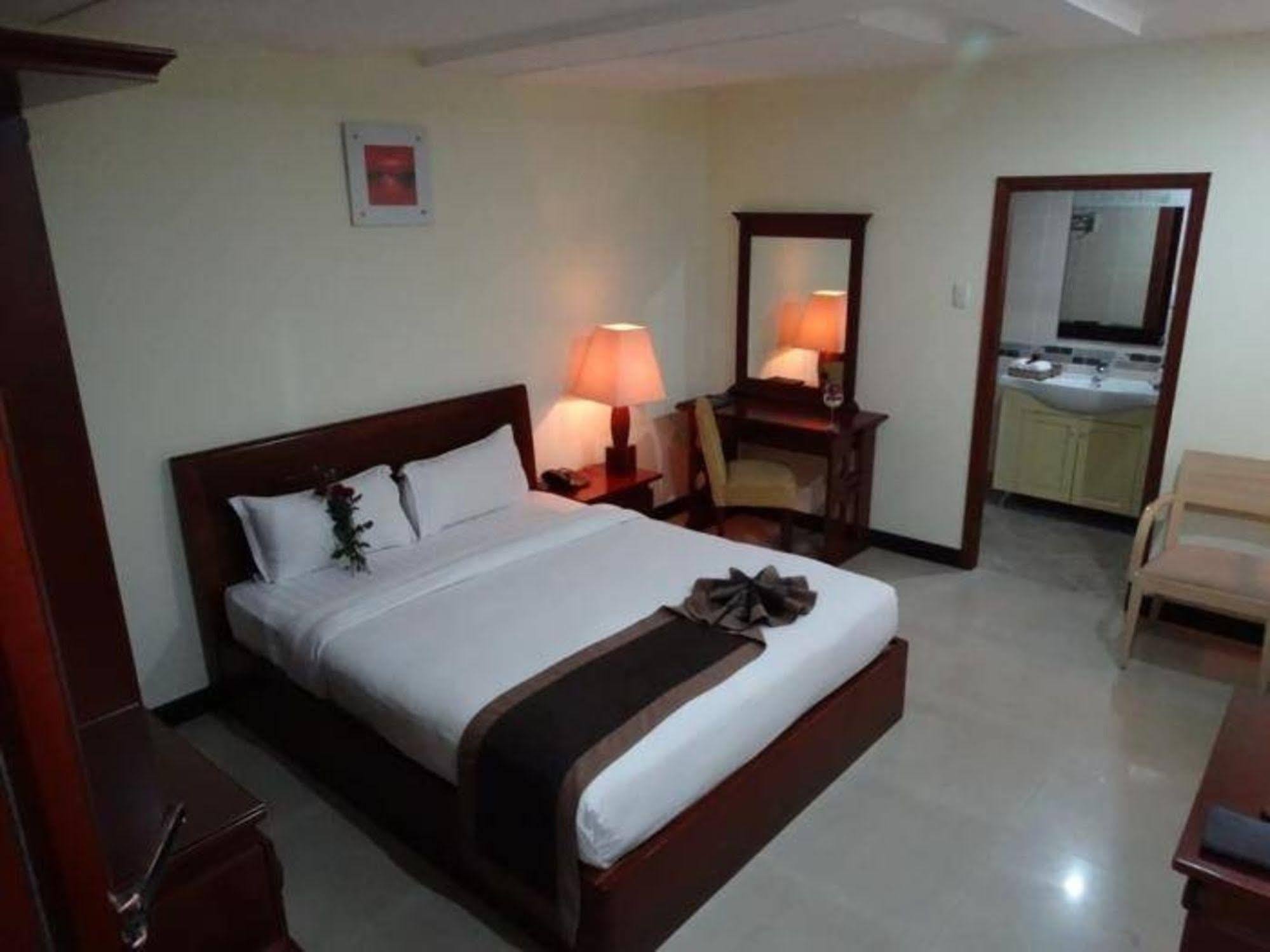 Lien Thanh Hotel Cidade de Ho Chi Minh Exterior foto